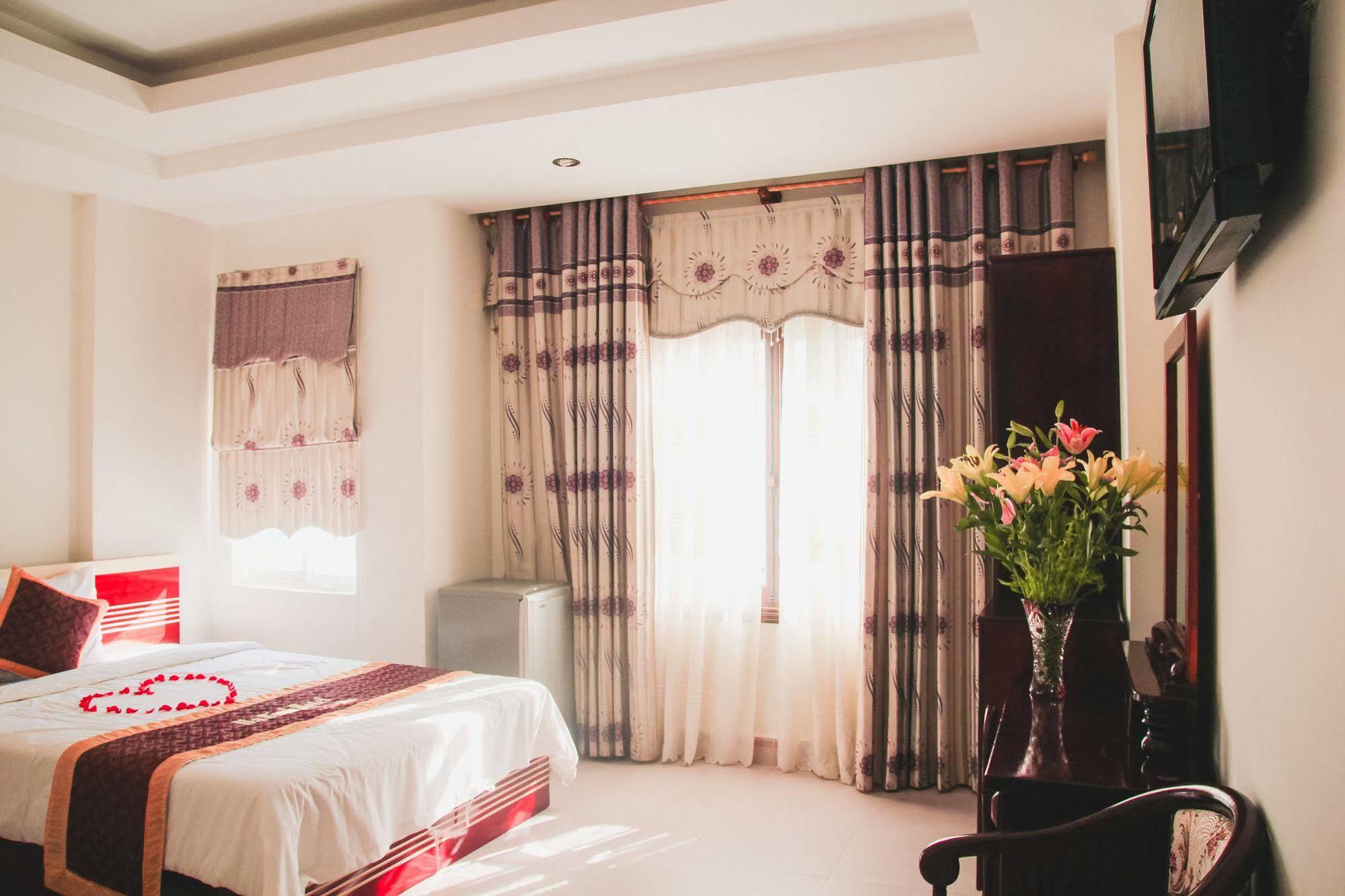 Vivyanne Hotel Da Nang Zewnętrze zdjęcie